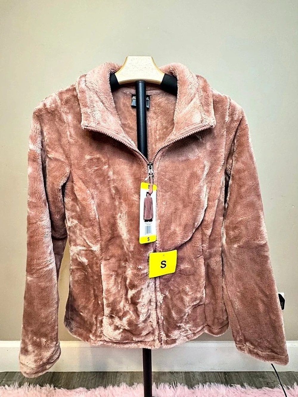 32 Degrees Heat Plush Fleece Jacket Women’s Small, Color Mauve Pink Full Zip NWT